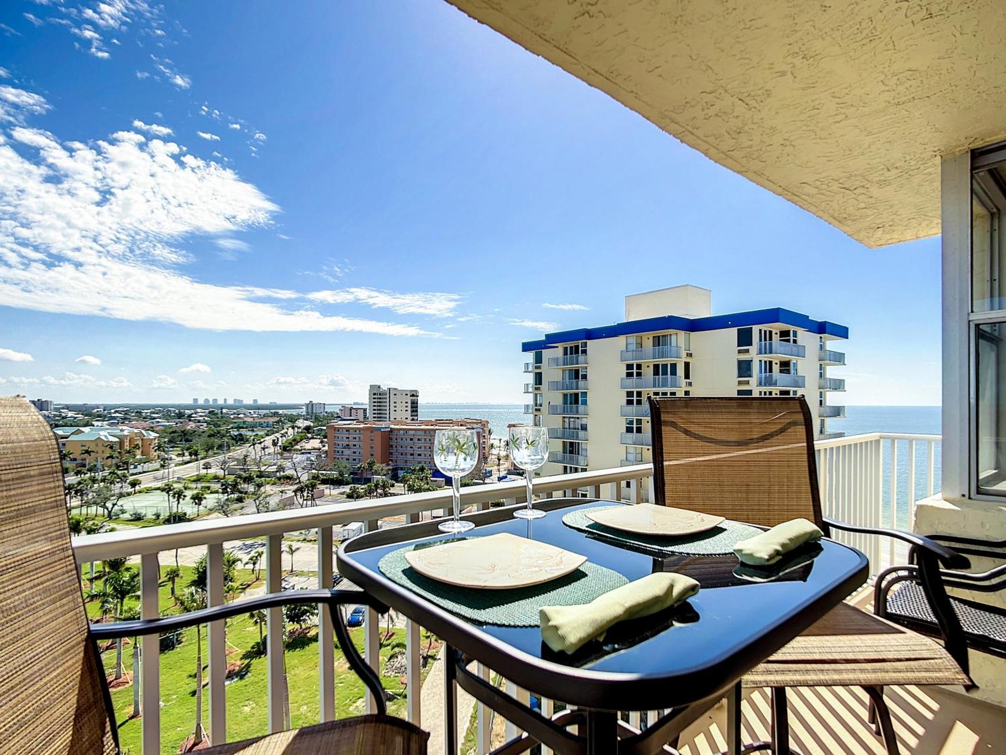 Welcome To The Paradise Fort Myers Beach Exterior photo