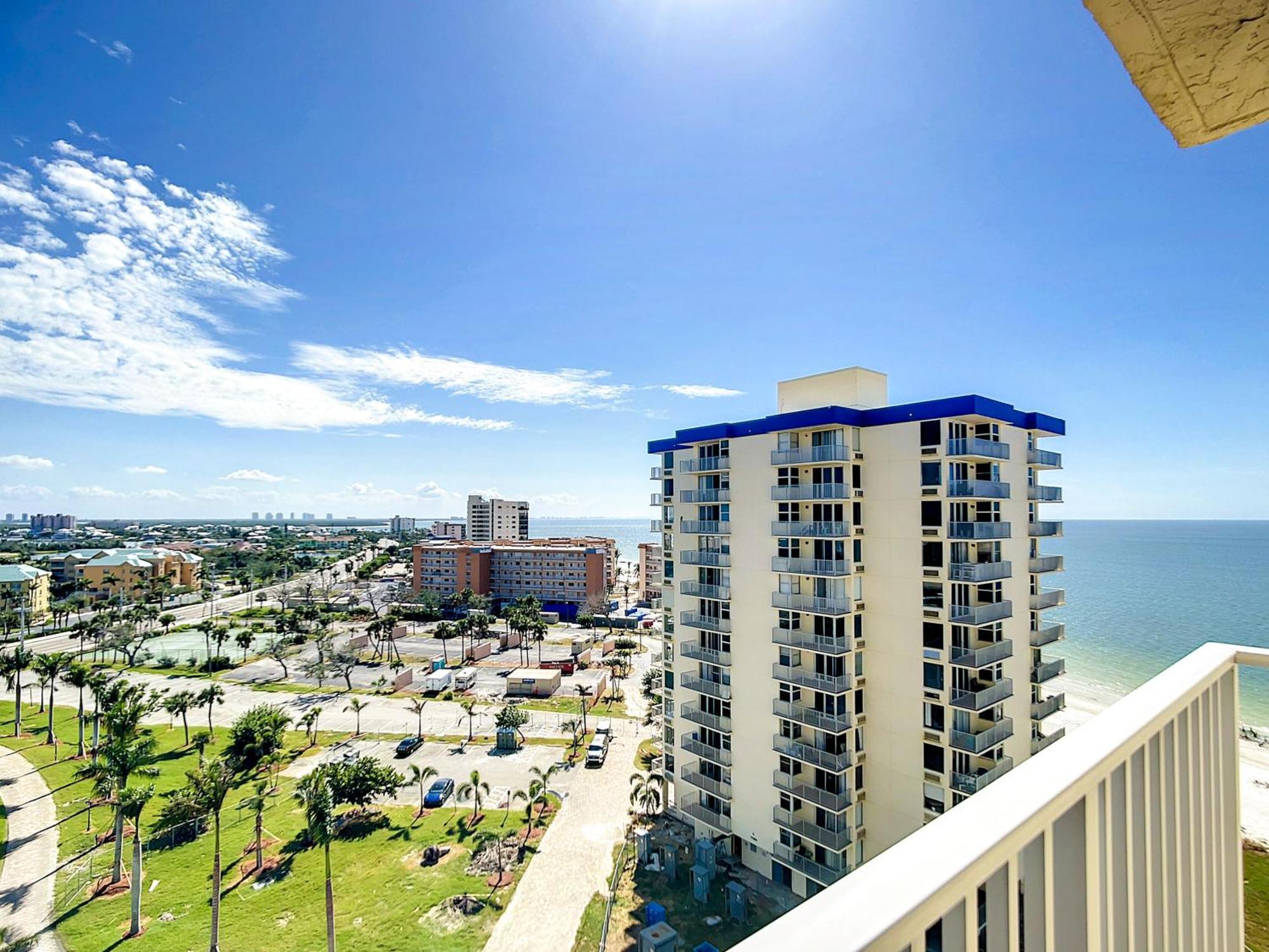 Welcome To The Paradise Fort Myers Beach Exterior photo
